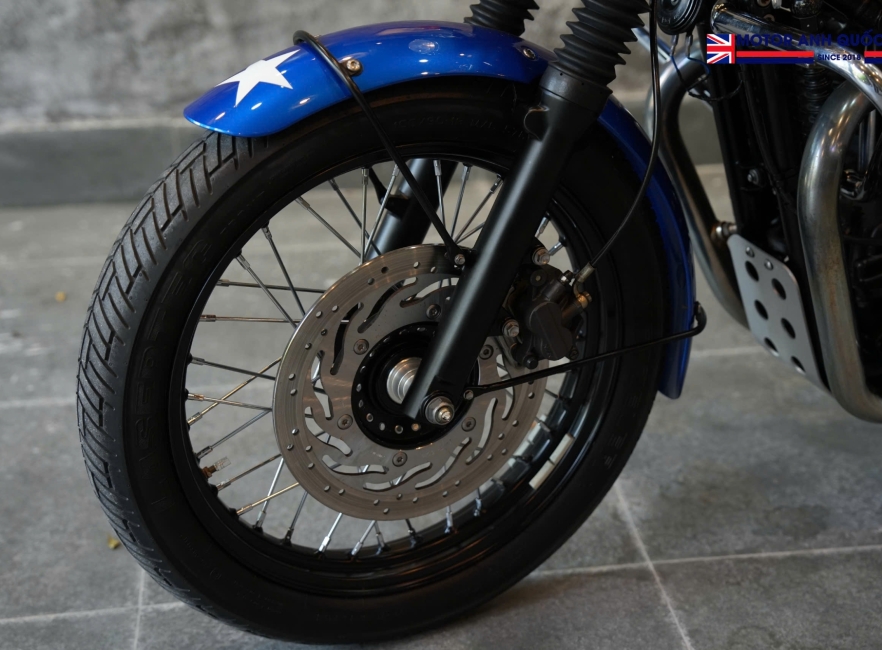 TRIUMPH BONNEVILLE T214 – SỐ 650/1.000