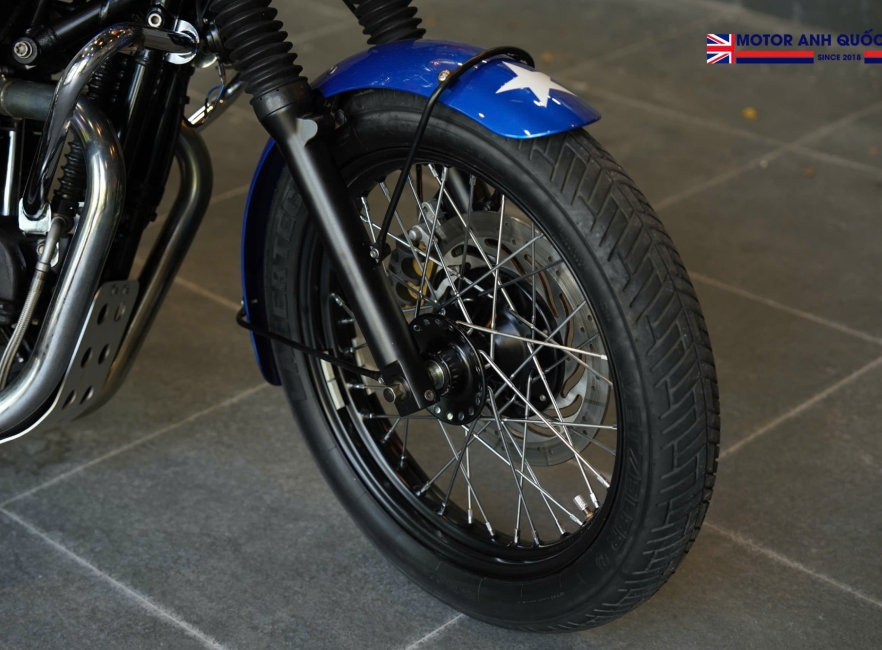 TRIUMPH BONNEVILLE T214 – SỐ 650/1.000