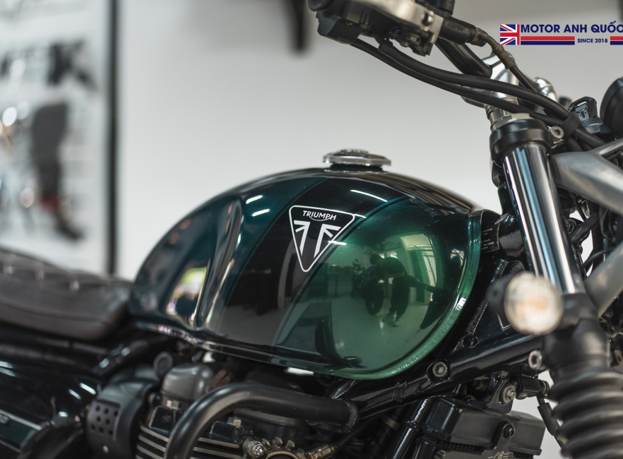 Triumph Street Twin 2019 màu Xanh đen