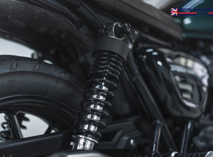 Triumph Street Twin 2019 màu Xanh đen