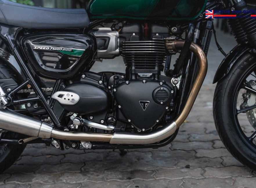 Triumph Speed Twin 900 - 8/2023