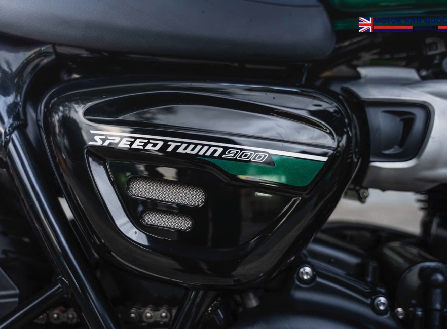 Triumph Speed Twin 900 - 8/2023