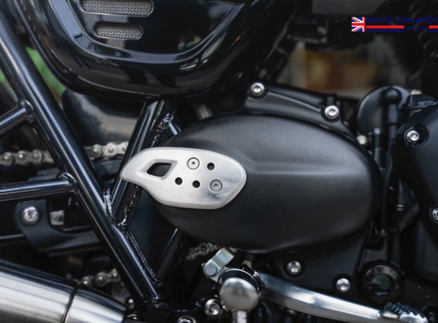 Triumph Speed Twin 900 - 8/2023