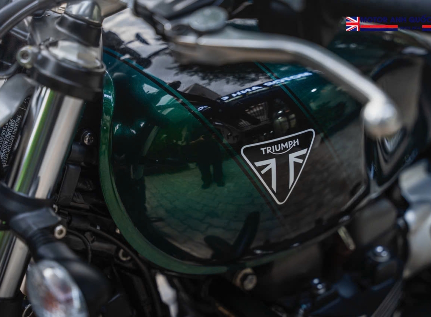 Triumph Speed Twin 900 - 8/2023
