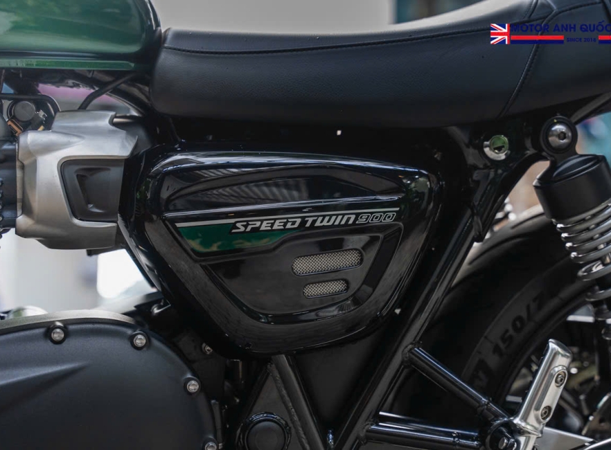 Triumph Speed Twin 900 - 8/2023
