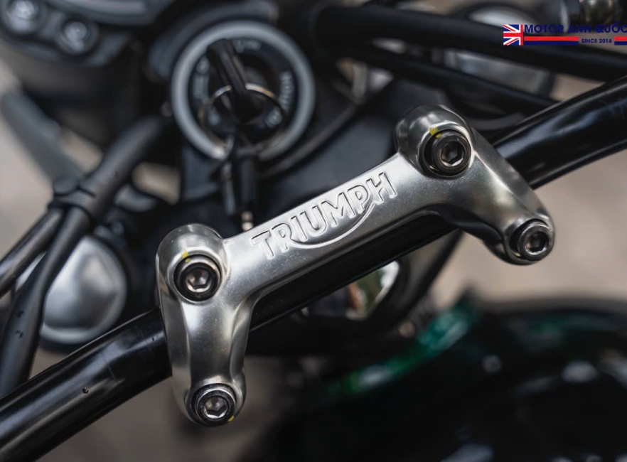 Triumph Speed Twin 900 - 8/2023