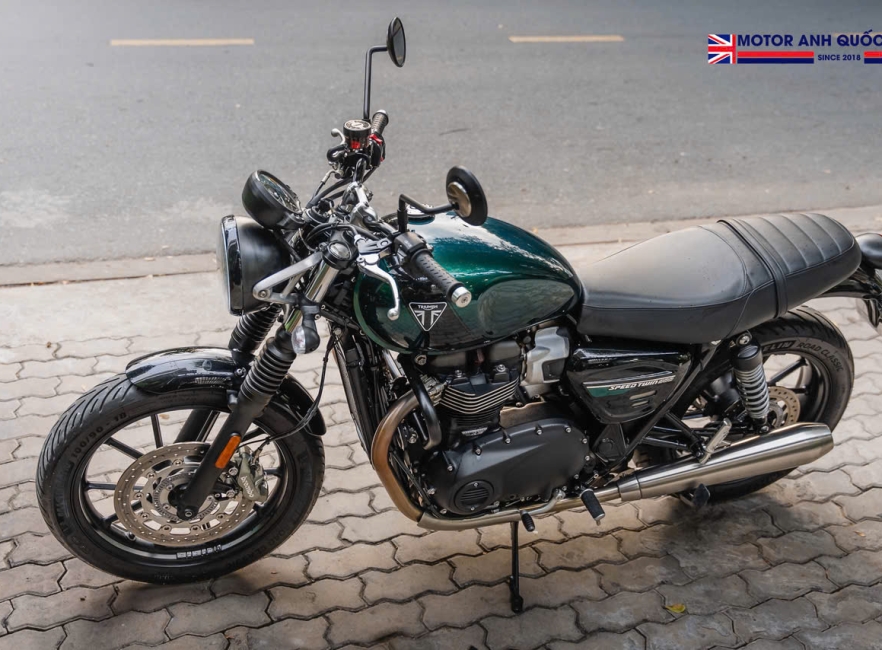Triumph Speed Twin 900 - 8/2023
