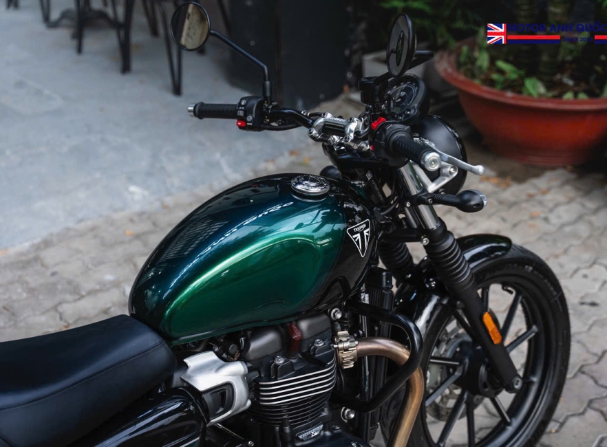 Triumph Speed Twin 900 - 8/2023