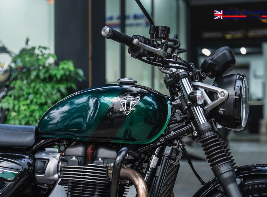 Triumph Speed Twin 900 - 8/2023