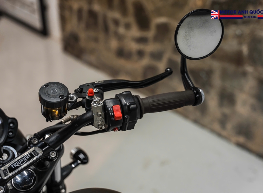 TRIUMPH STREET TWIN 2020 – ĐỒ CHƠI NGẬP TRÀN
