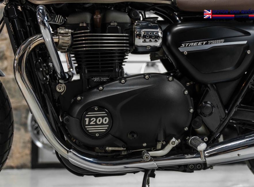 TRIUMPH STREET TWIN 2020 – ĐỒ CHƠI NGẬP TRÀN