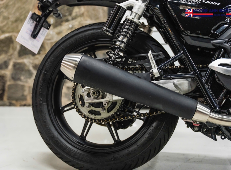 SPEED TWIN 900 2025 – XE LƯỚT ĐẦU TIÊN TẠI SÀI GÒN