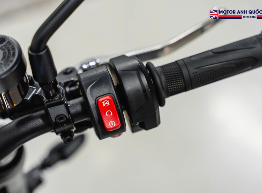 SPEED TWIN 900 2025 – XE LƯỚT ĐẦU TIÊN TẠI SÀI GÒN