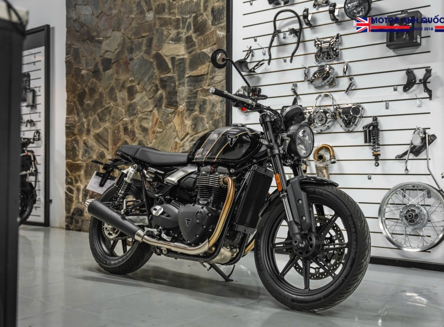 SPEED TWIN 900 2025 – XE LƯỚT ĐẦU TIÊN TẠI SÀI GÒN
