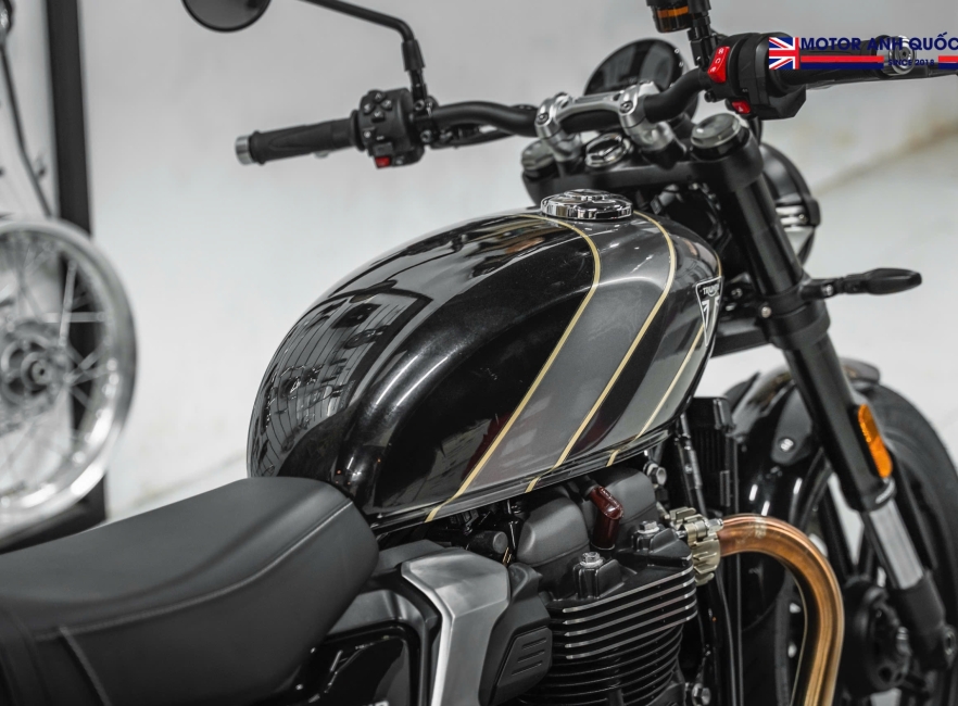 SPEED TWIN 900 2025 – XE LƯỚT ĐẦU TIÊN TẠI SÀI GÒN