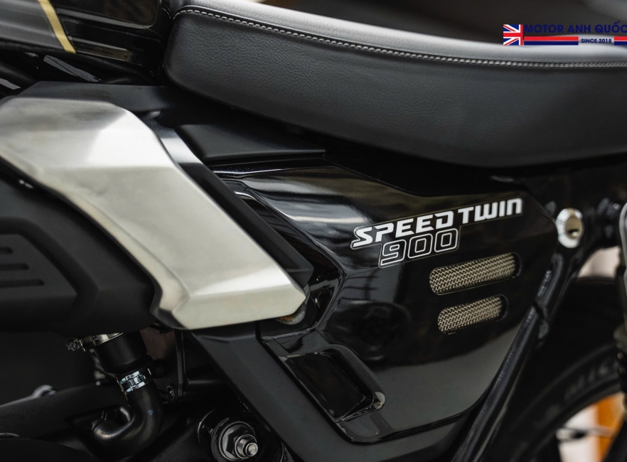 SPEED TWIN 900 2025 – XE LƯỚT ĐẦU TIÊN TẠI SÀI GÒN