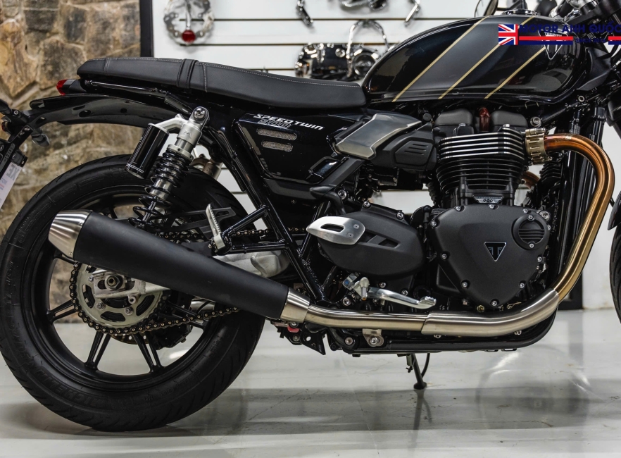 SPEED TWIN 900 2025 – XE LƯỚT ĐẦU TIÊN TẠI SÀI GÒN