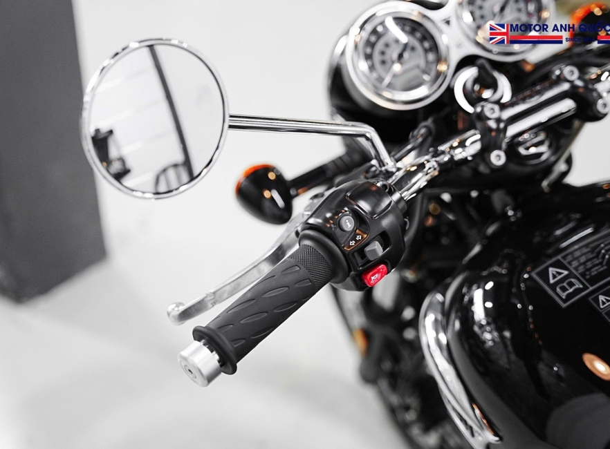 TRIUMPH BONNEVILLE  T100 – ĐẸP NHƯ XE MỚI