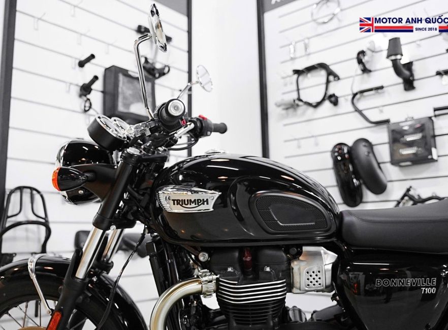 TRIUMPH BONNEVILLE  T100 – ĐẸP NHƯ XE MỚI