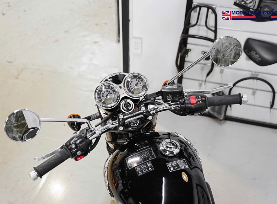 TRIUMPH BONNEVILLE  T100 – ĐẸP NHƯ XE MỚI