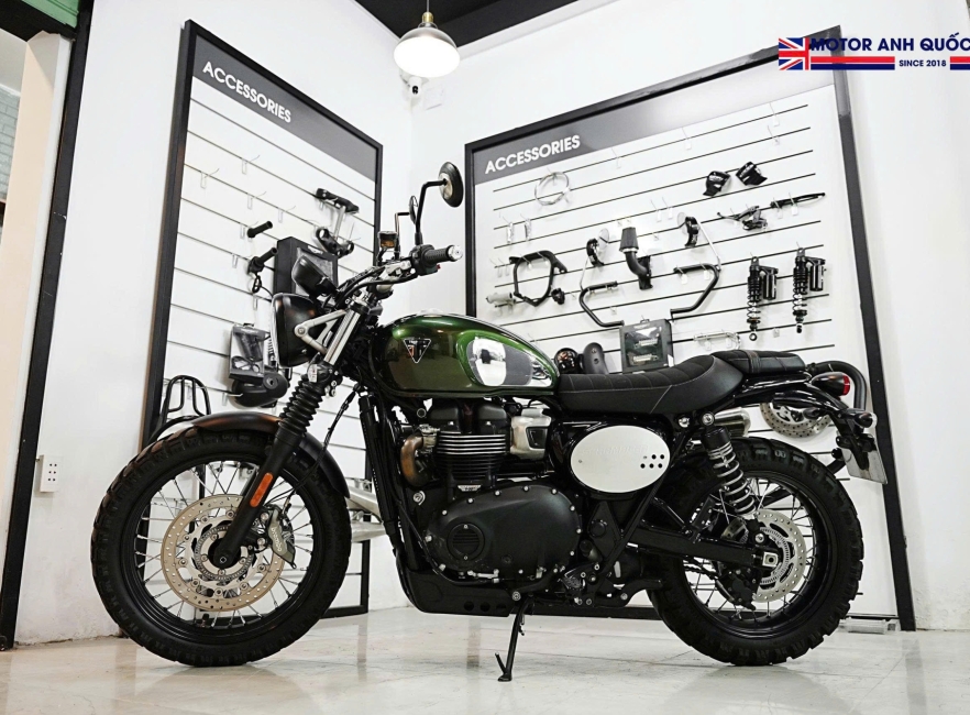  Triumph Street Scrambler 2024 Chrome Edition