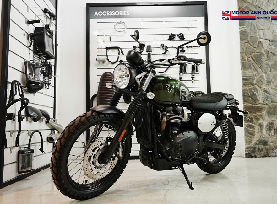  Triumph Street Scrambler 2024 Chrome Edition