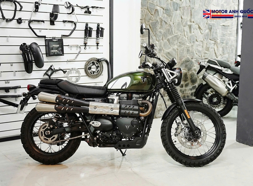  Triumph Street Scrambler 2024 Chrome Edition