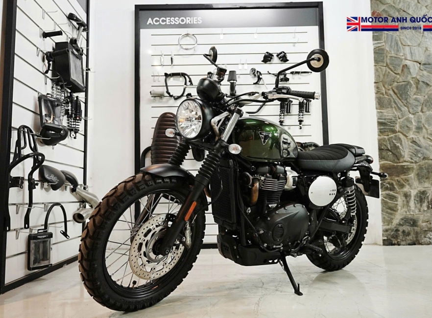  Triumph Street Scrambler 2024 Chrome Edition