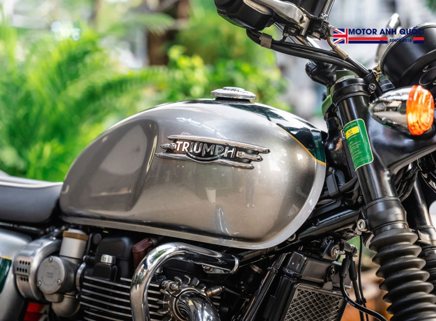 Bonneville T120 Gold Line S