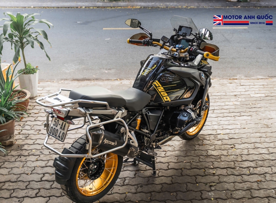 BMW GSA 1250 BẢN KỶ NIỆM 40 NĂM
